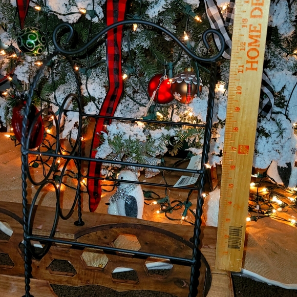 Metal wine 🍷 rack for decorative - Picture 3 of 3